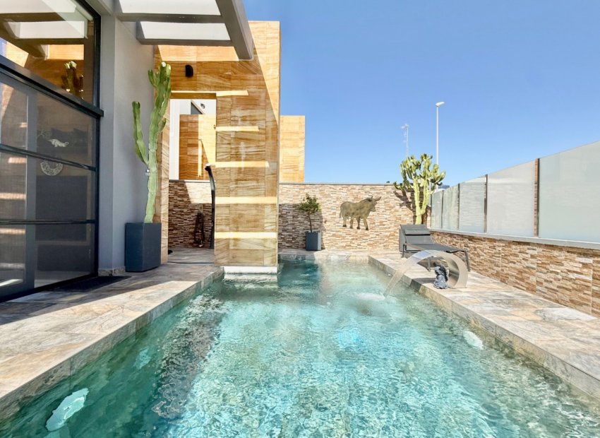 Resale - Villa - Orihuela Costa - Cabo Roig