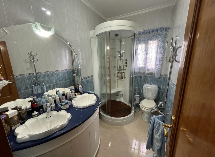 Resale - Villa - Orihuela Costa - Campoamor