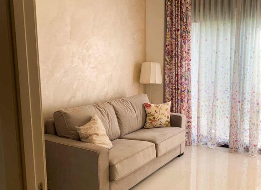 Resale - Villa - Orihuela Costa - Campoamor