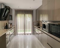 Resale - Villa - Orihuela Costa - Campoamor