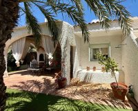 Resale - Villa - Orihuela Costa - Campoamor