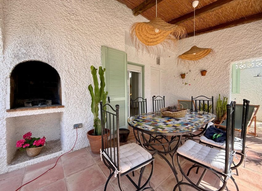 Resale - Villa - Orihuela Costa - Campoamor