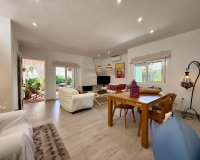 Resale - Villa - Orihuela Costa - Campoamor