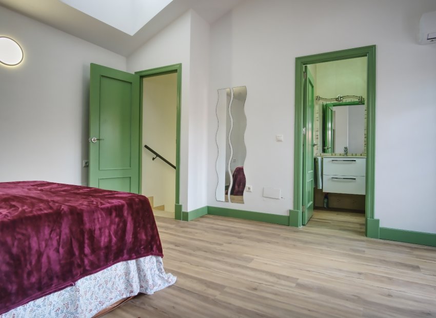 Resale - Villa - Orihuela Costa - Costa Blanca South