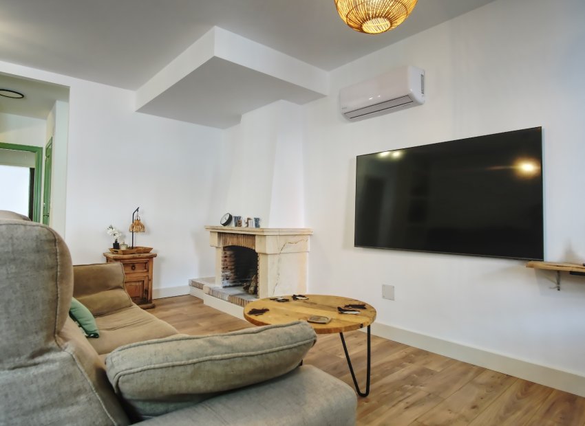 Resale - Villa - Orihuela Costa - Costa Blanca