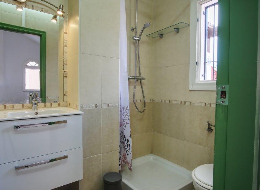 Resale - Villa - Orihuela Costa - Costa Blanca