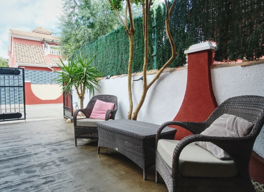 Resale - Villa - Orihuela Costa - Costa Blanca