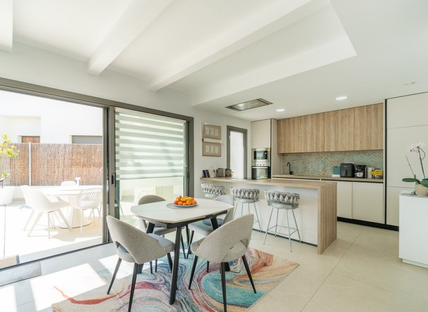 Resale - Villa - Orihuela Costa - Costa Blanca