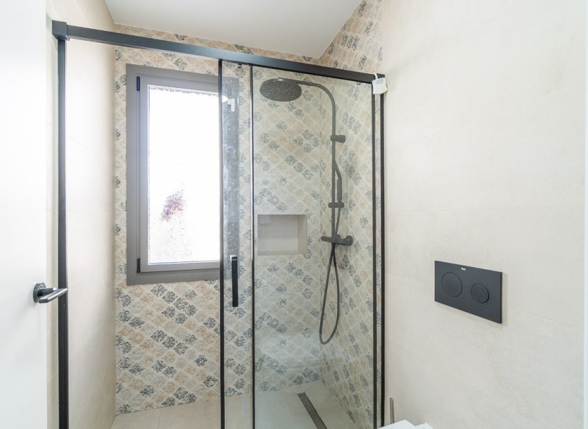 Resale - Villa - Orihuela Costa - Costa Blanca