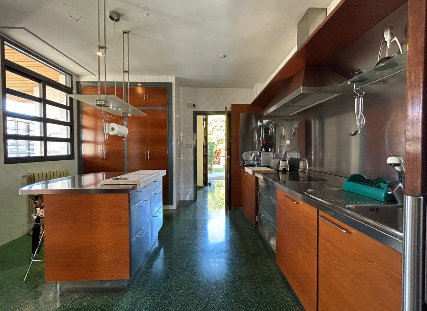 Resale - Villa - Orihuela Costa - Dehesa de campoamor