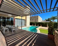 Resale - Villa - Orihuela Costa - Dehesa de Campoamor