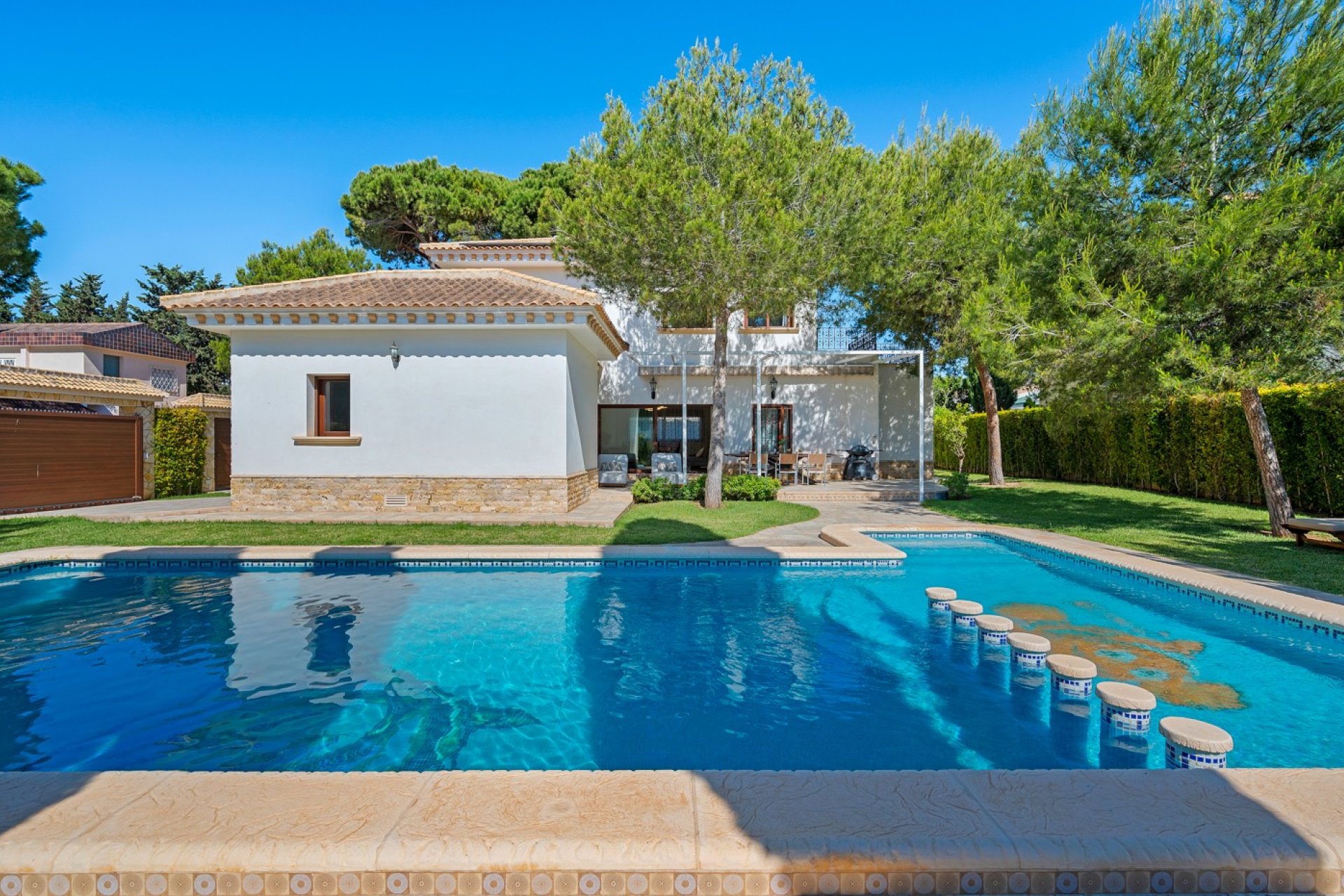 Resale - Villa - Orihuela Costa - Dehesa de campoamor