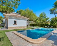 Resale - Villa - Orihuela Costa - Dehesa de campoamor