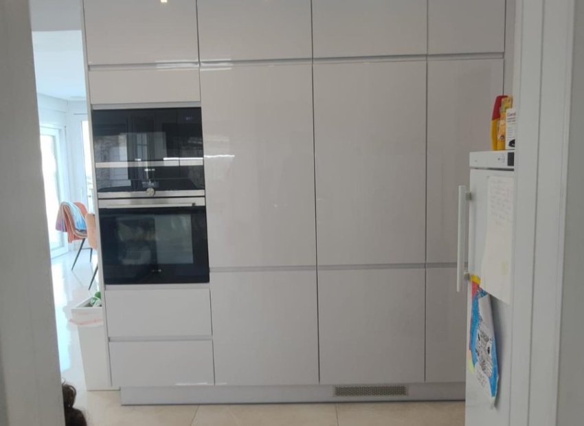 Resale - Villa - Orihuela Costa - La Zenia