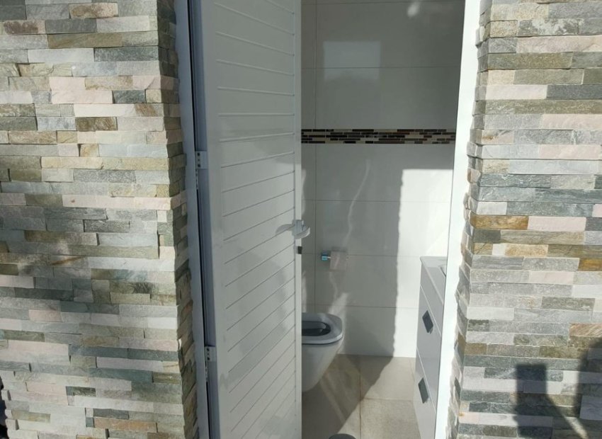 Resale - Villa - Orihuela Costa - La Zenia