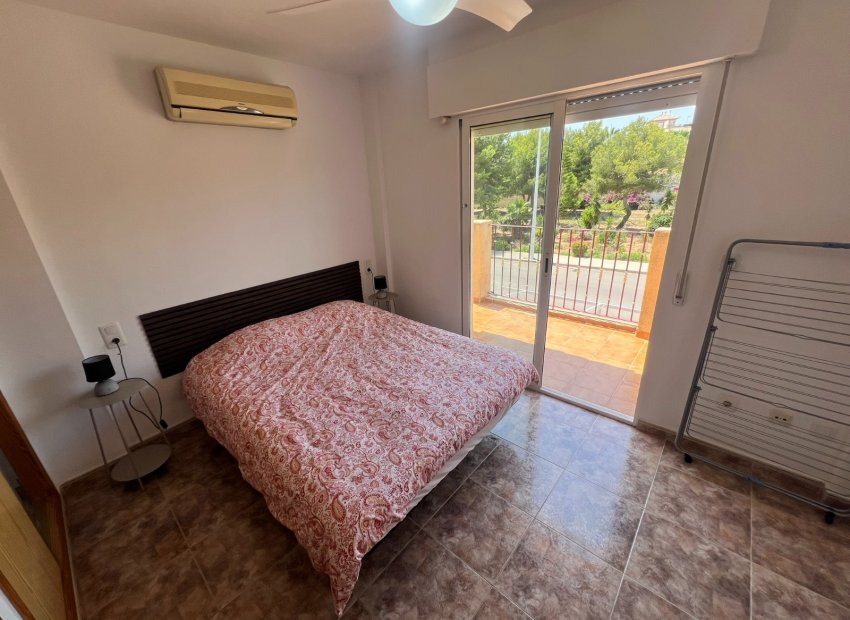 Resale - Villa - Orihuela Costa - La Zenia