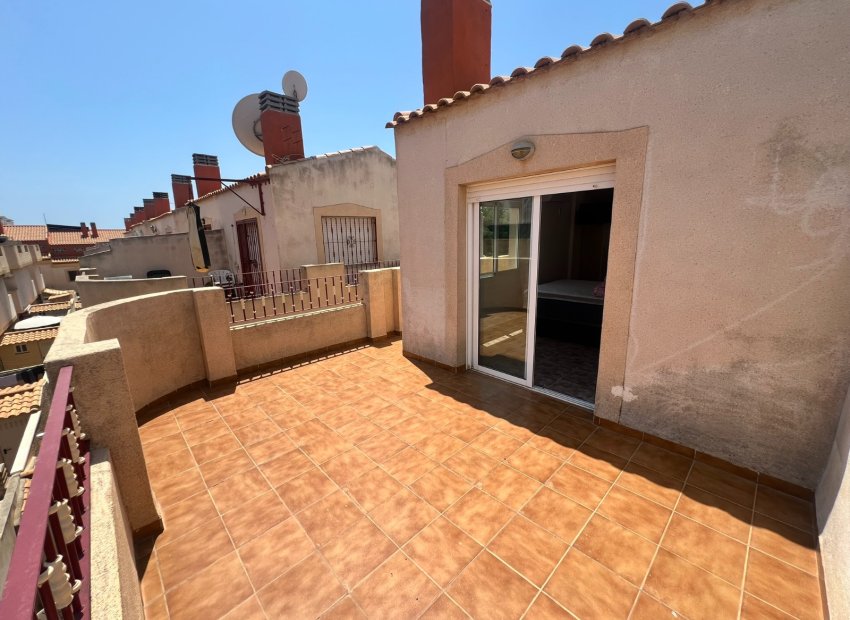 Resale - Villa - Orihuela Costa - La Zenia