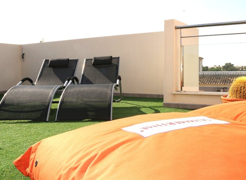 Resale - Villa - Orihuela Costa - La Zenia