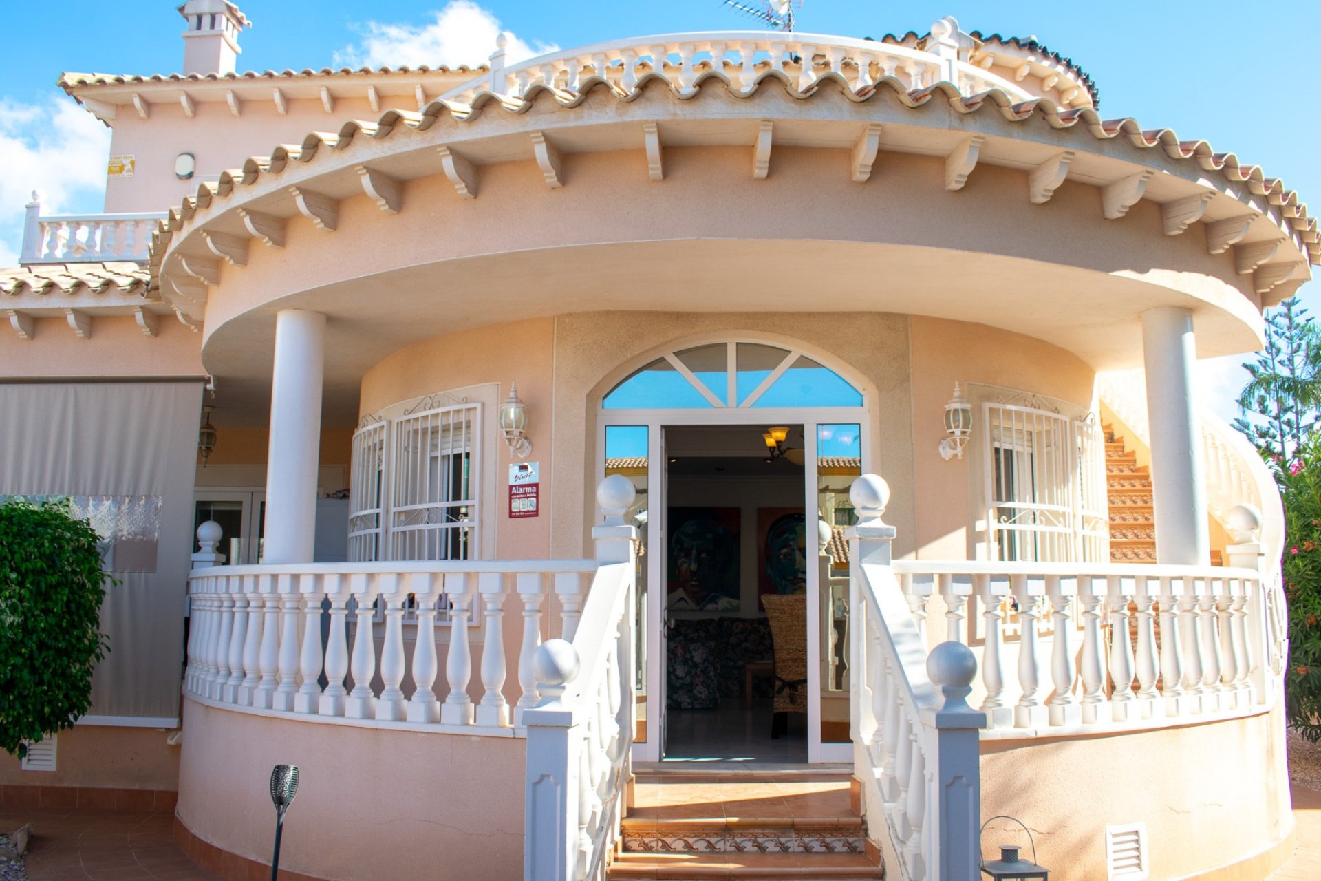 Resale - Villa - Orihuela Costa - La Zenia