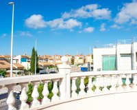 Resale - Villa - Orihuela Costa - La Zenia