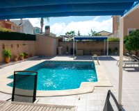 Resale - Villa - Orihuela Costa - La Zenia