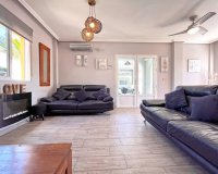 Resale - Villa - Orihuela Costa - La Zenia