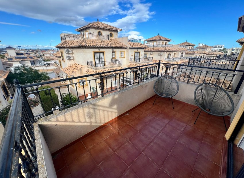 Resale - Villa - Orihuela Costa - La Zenia