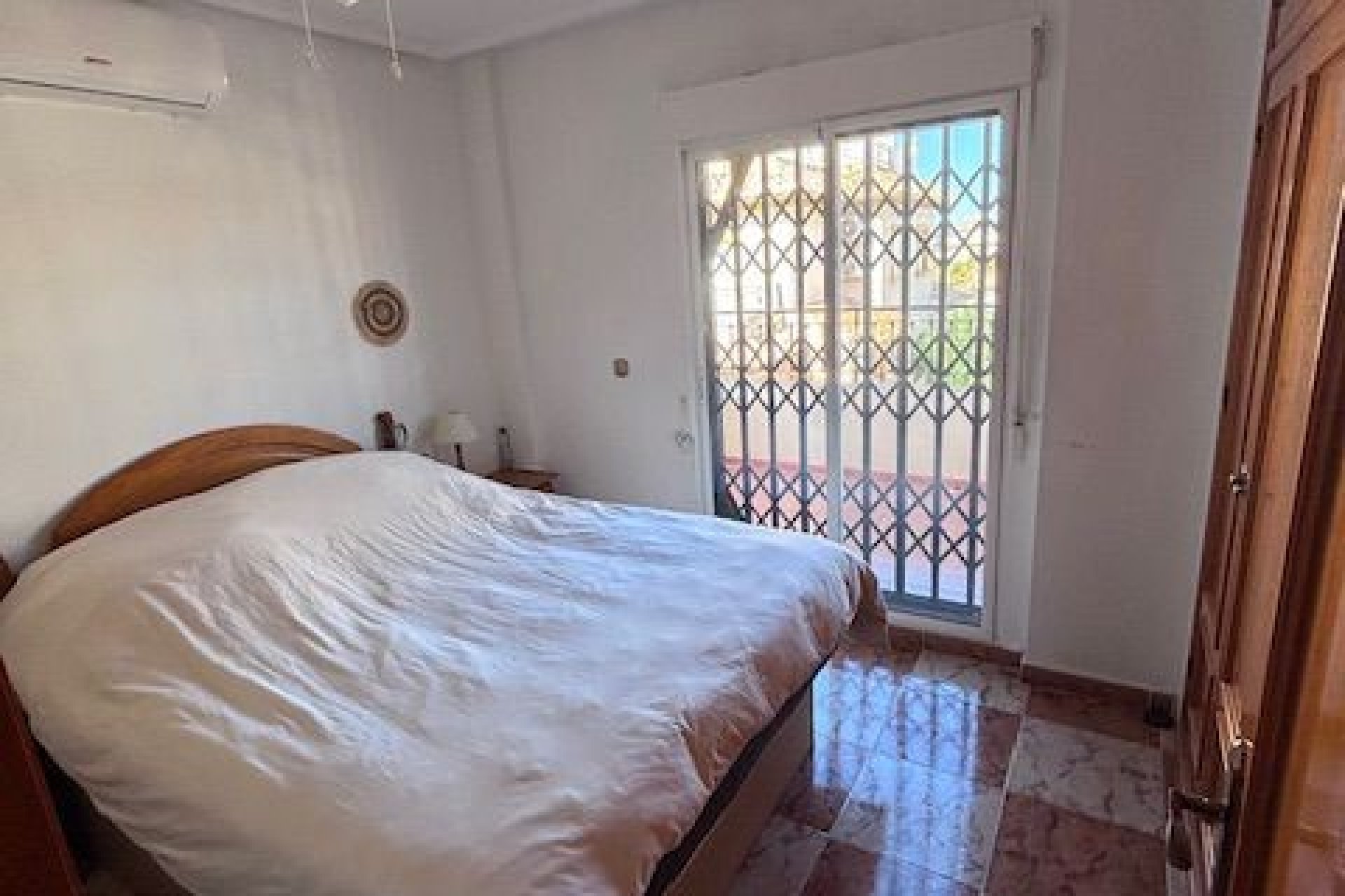 Resale - Villa - Orihuela Costa - La Zenia