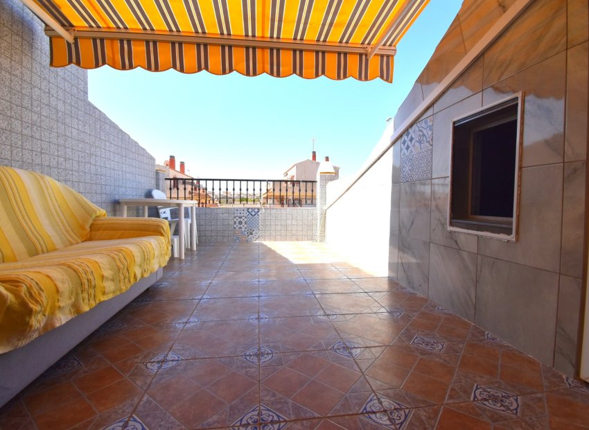 Resale - Villa - Orihuela Costa - La Zenia