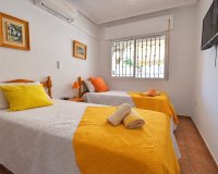 Resale - Villa - Orihuela Costa - La Zenia