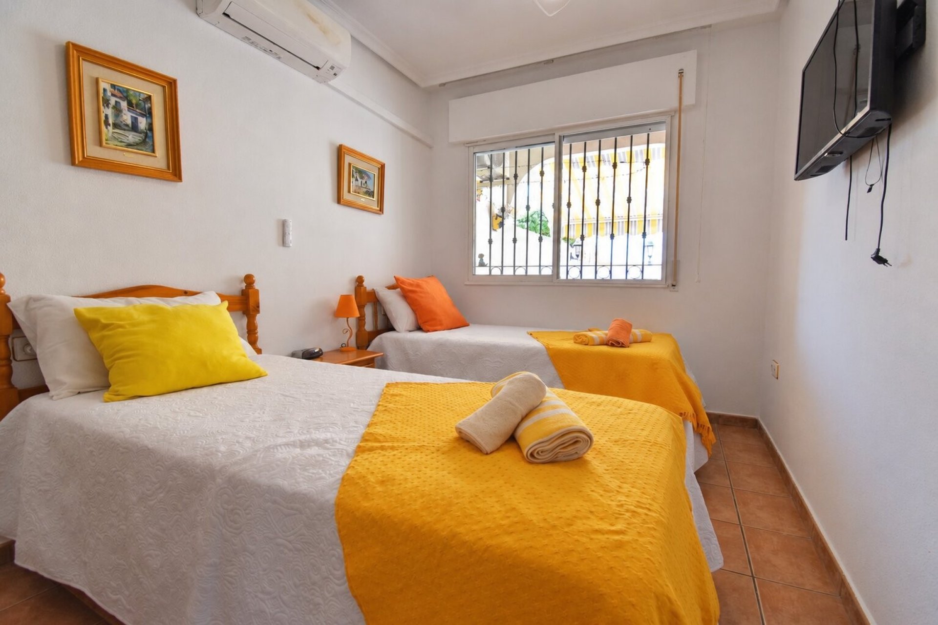 Resale - Villa - Orihuela Costa - La Zenia