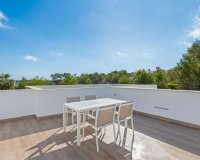 Resale - Villa - Orihuela Costa - Las Colinas golf