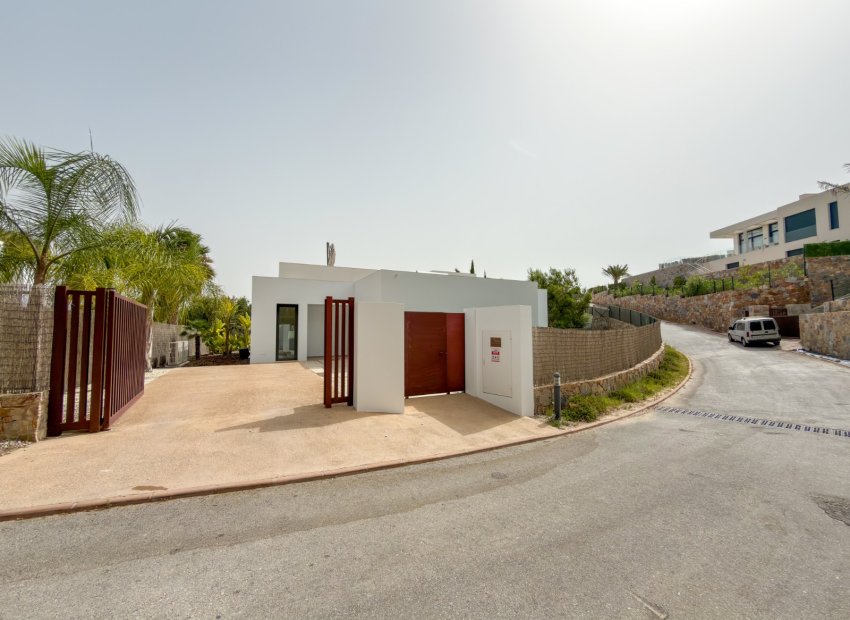 Resale - Villa - Orihuela Costa - Las Colinas golf