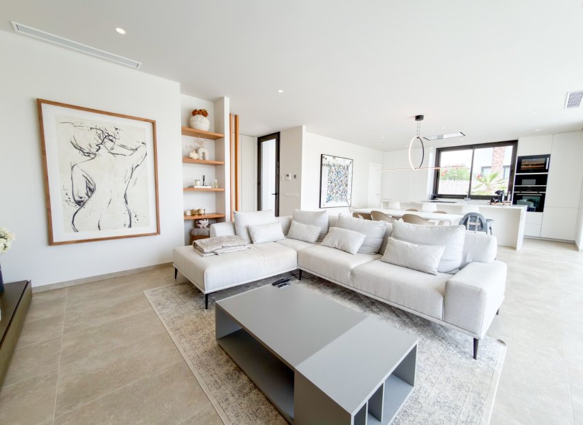 Resale - Villa - Orihuela Costa - Las Colinas golf