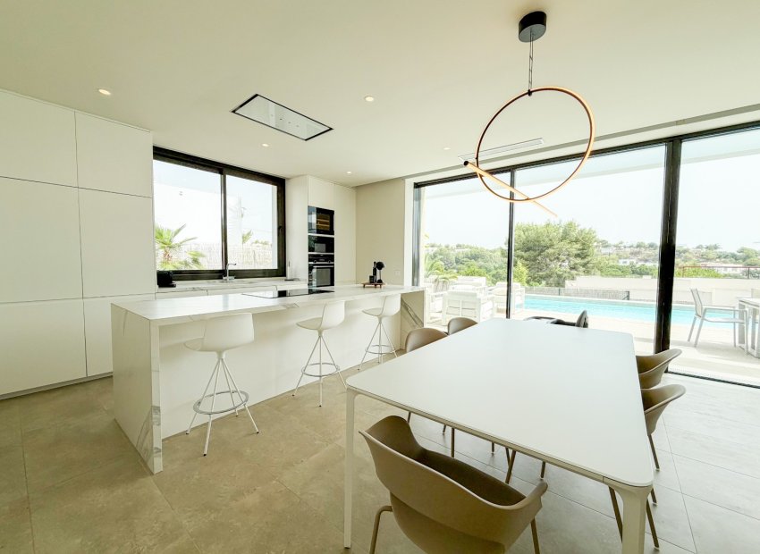 Resale - Villa - Orihuela Costa - Las Colinas golf