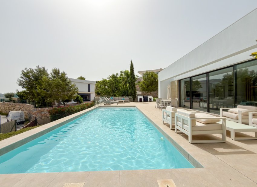 Resale - Villa - Orihuela Costa - Las Colinas golf