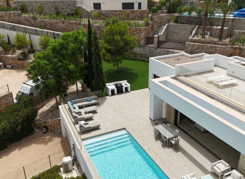 Resale - Villa - Orihuela Costa - Las Colinas golf
