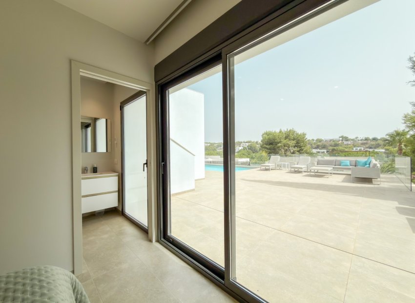 Resale - Villa - Orihuela Costa - Las Colinas golf