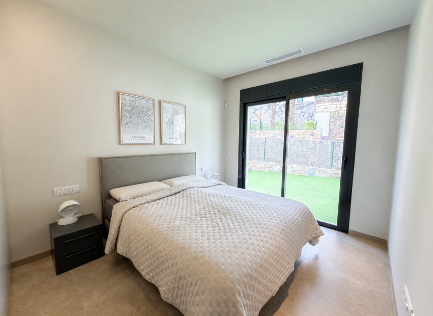 Resale - Villa - Orihuela Costa - Las Colinas golf