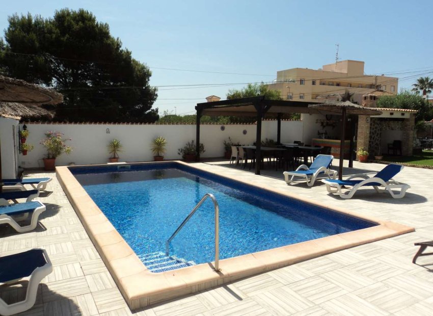 Resale - Villa - Orihuela Costa - Lomas De Cabo Roig