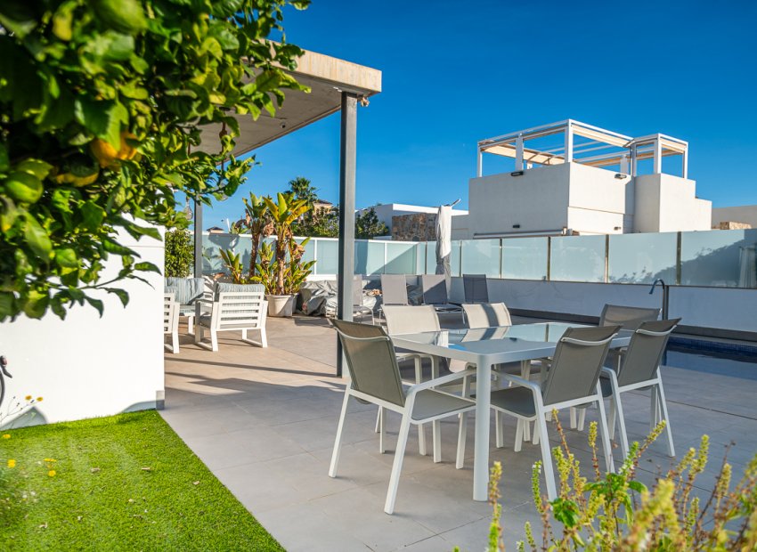 Resale - Villa - Orihuela Costa - Lomas De Cabo Roig