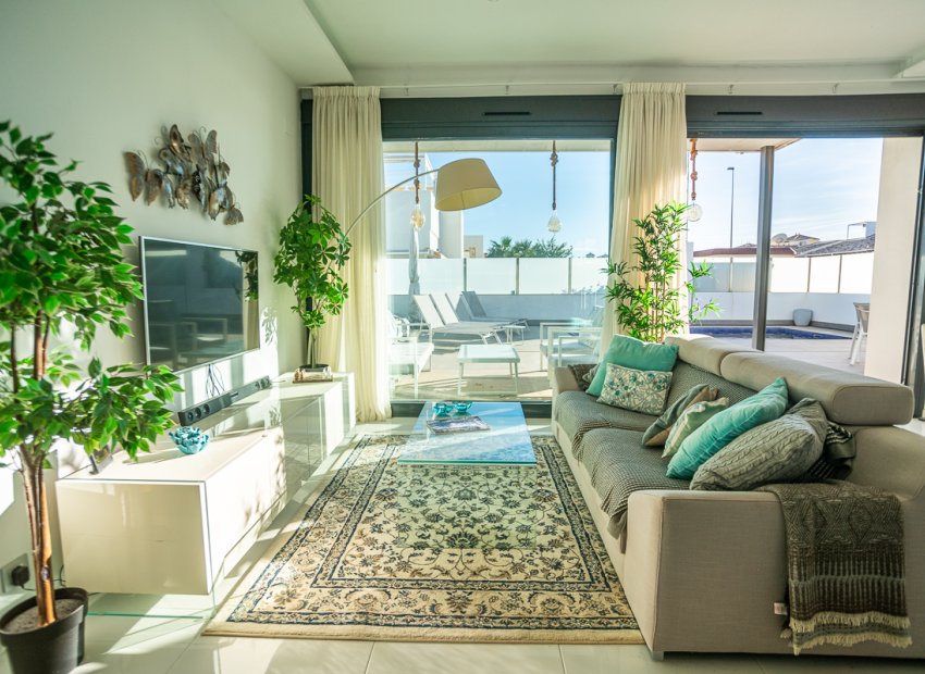 Resale - Villa - Orihuela Costa - Lomas De Cabo Roig