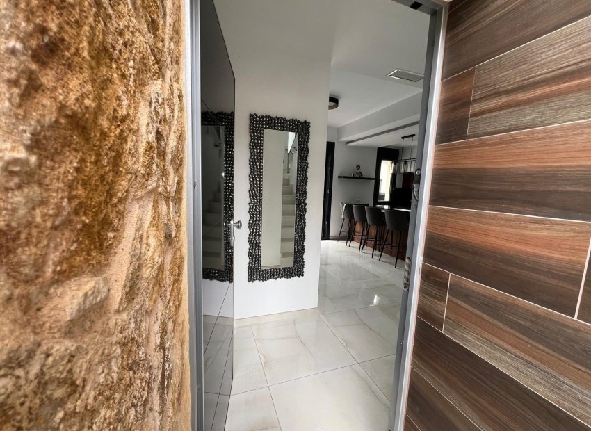 Resale - Villa - Orihuela Costa - Lomas De Cabo Roig