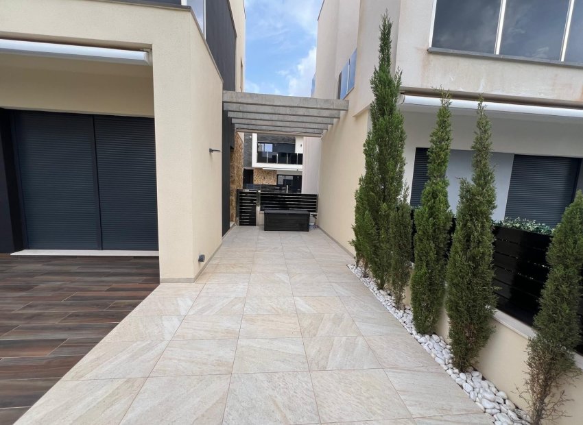 Resale - Villa - Orihuela Costa - Lomas De Cabo Roig