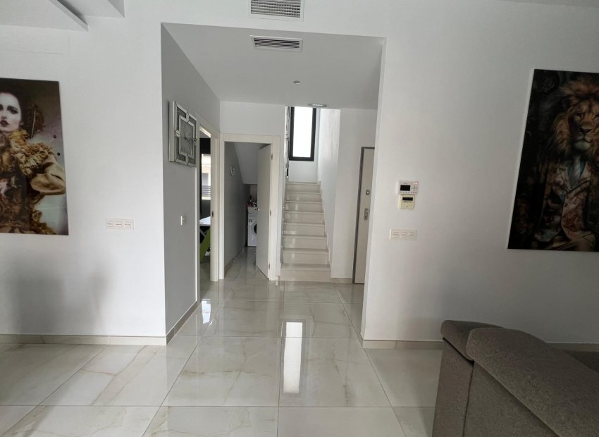 Resale - Villa - Orihuela Costa - Lomas De Cabo Roig