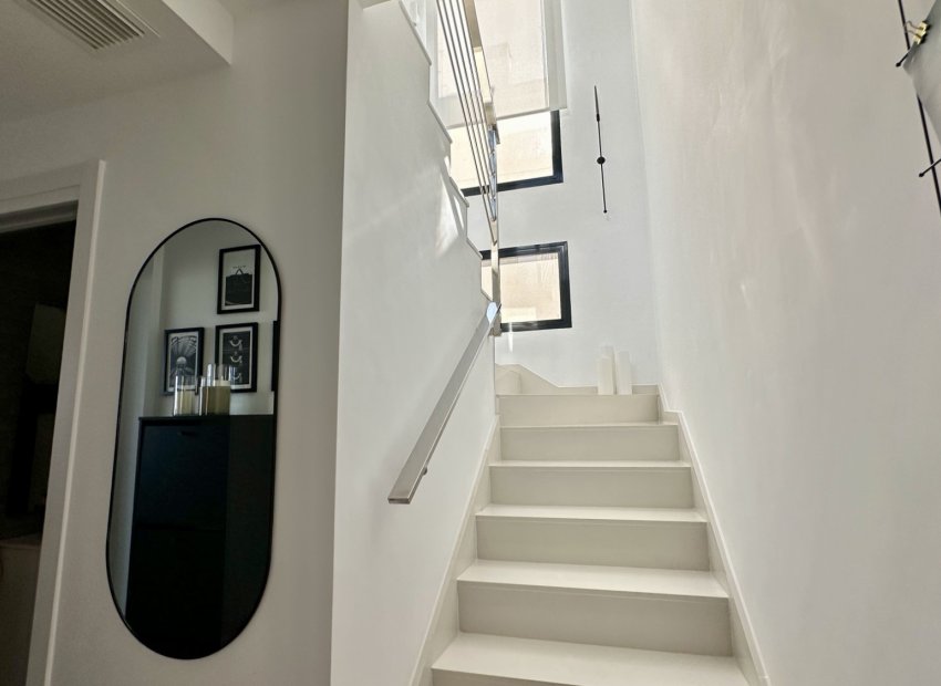 Resale - Villa - Orihuela Costa - Lomas De Cabo Roig