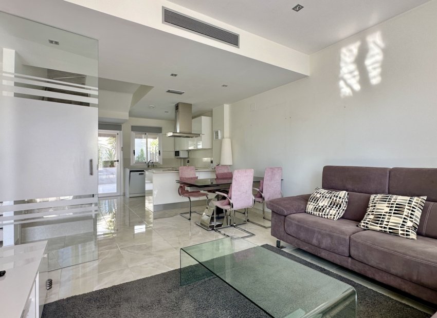 Resale - Villa - Orihuela Costa - Lomas De Cabo Roig