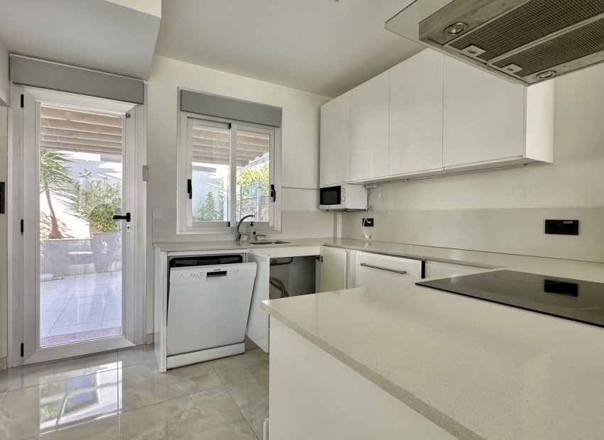 Resale - Villa - Orihuela Costa - Lomas De Cabo Roig