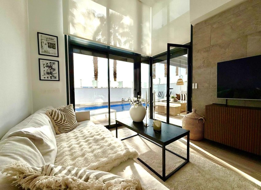 Resale - Villa - Orihuela Costa - Lomas De Cabo Roig