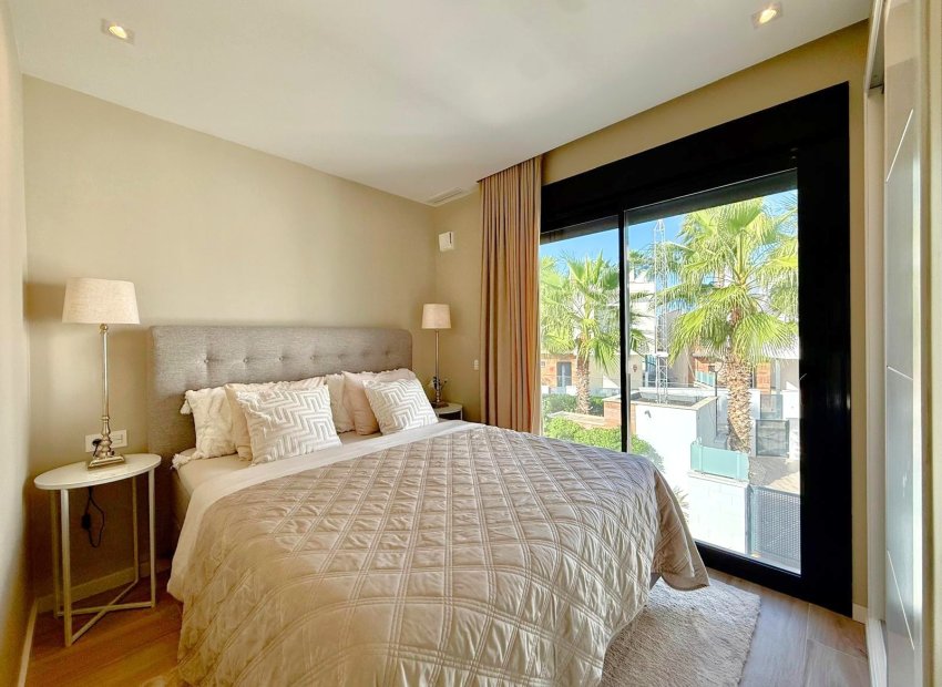 Resale - Villa - Orihuela Costa - Lomas De Cabo Roig